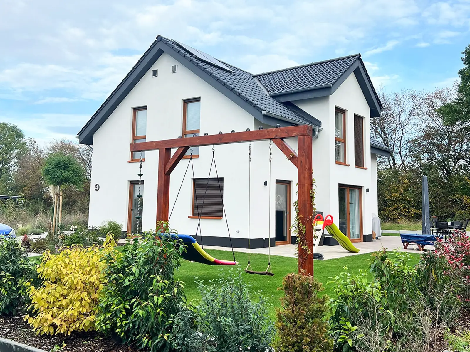Tiny House 80 m² - Maison modulaire spacieuse, maison préfabriquée en construction SIP