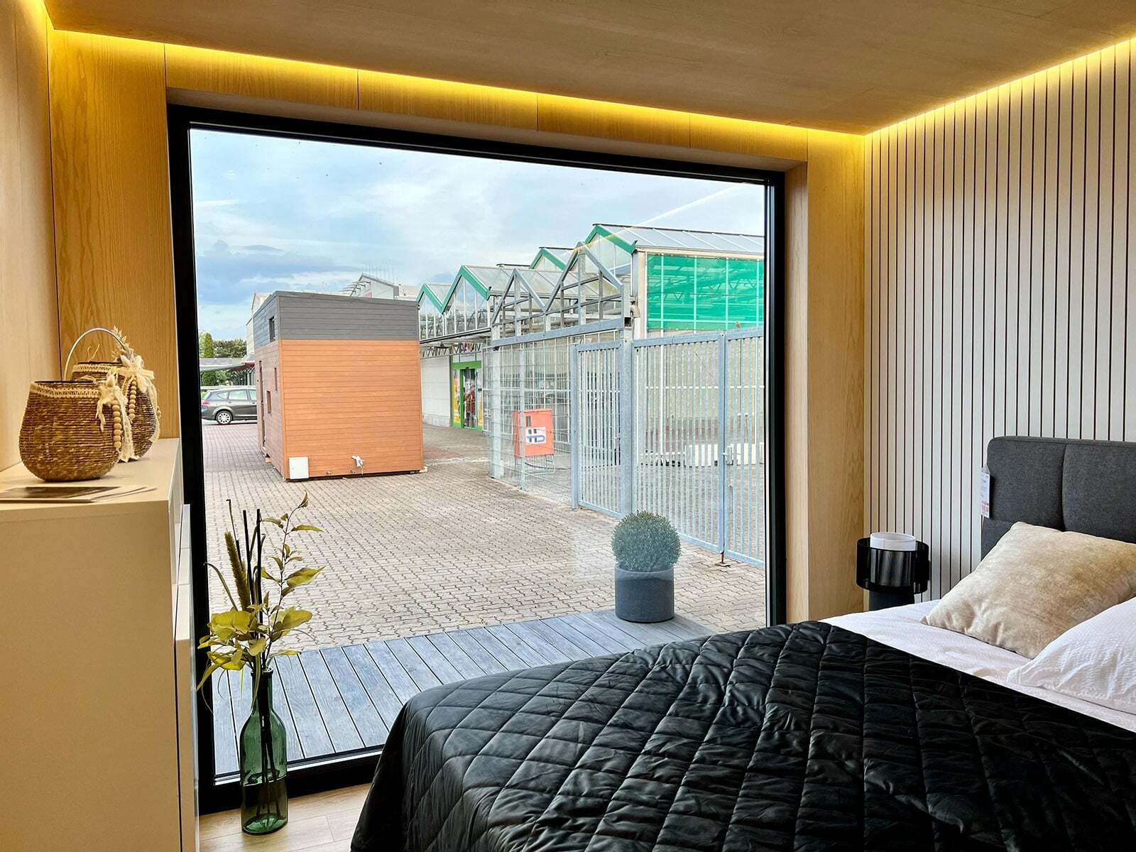 Tiny House - Mini-maison modulaire - Maison préfabriquée - 40 m² - Économe en énergie - Panneau SIP