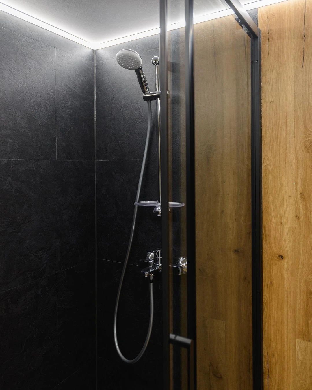 Tiny House, Maison container, Maison modulaire, Mini-maison, 16.72 m² - pour 2 personnes - Modèle 0 Tiny House, Maison container, Maison modulaire, Mini-maison, 16.72 m² - pour 2 personnes - Modèle 0