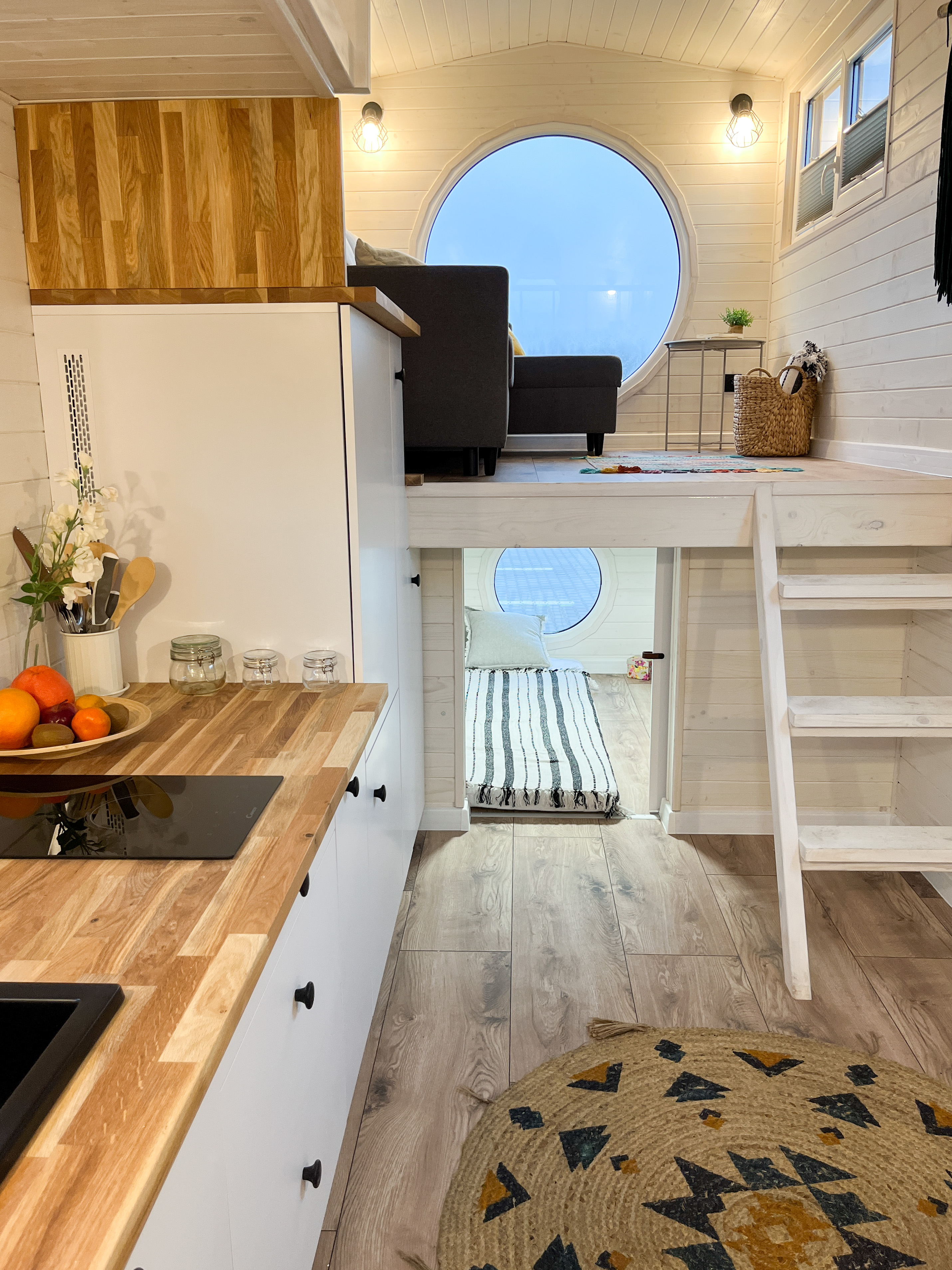 Tiny House, Maison Conteneur, Maison Modulaire, Mini-Maison - French Kiss Tiny House, Maison Conteneur, Maison Modulaire, Mini-Maison - French Kiss